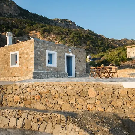 Proni Villa